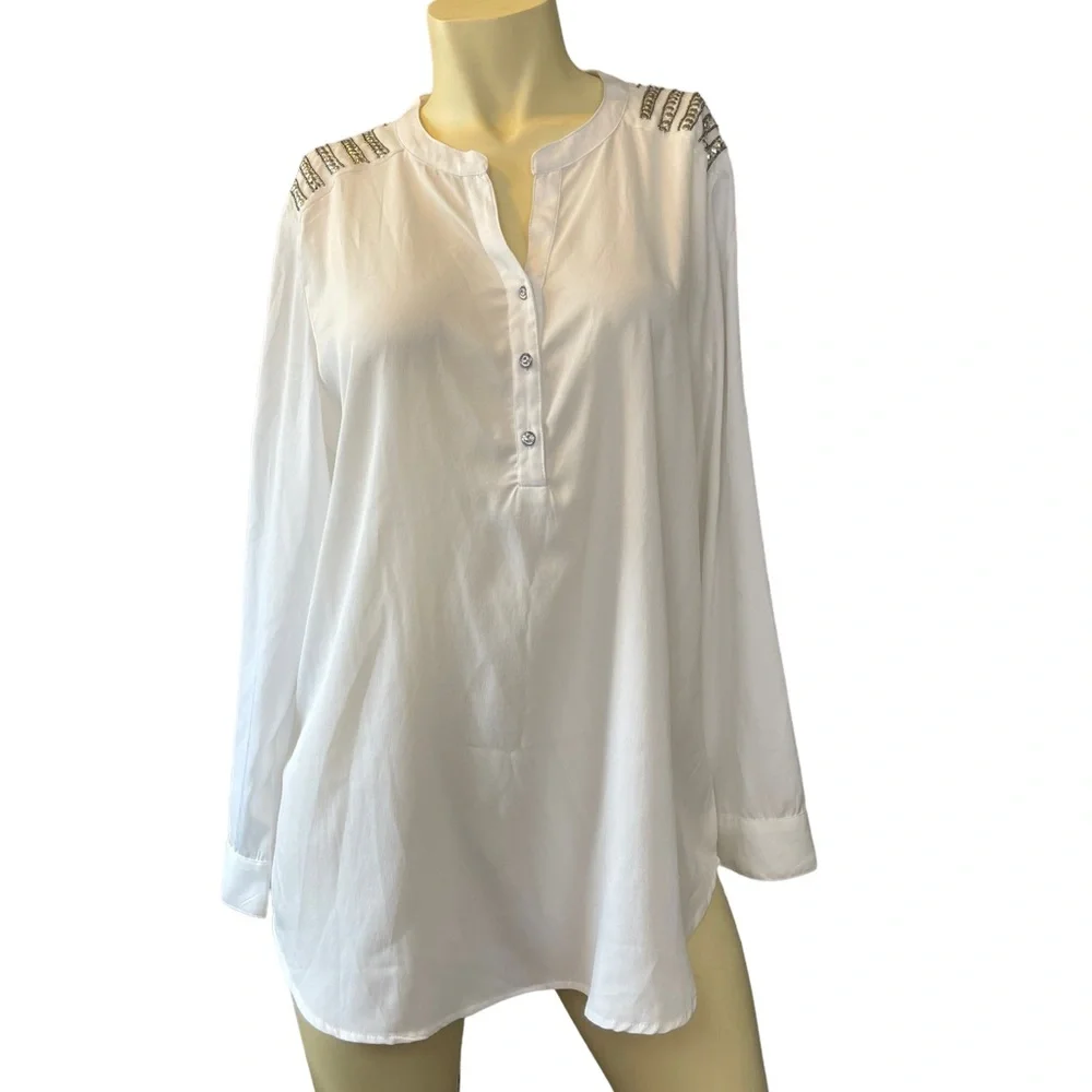 Chico’s Studded Antique White Blouse Size 2 = L / 12 - Picture 3 of 12